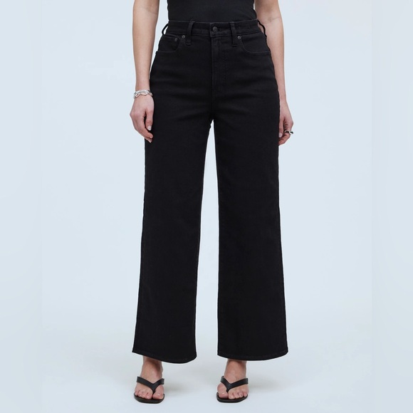 The Petite Curvy Perfect Vintage Wide-Leg Jean - Black Rinse Wash - Picture 1 of 5